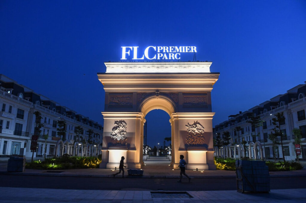 FLC-đại-mỗ-Hausman-thuc-te-1