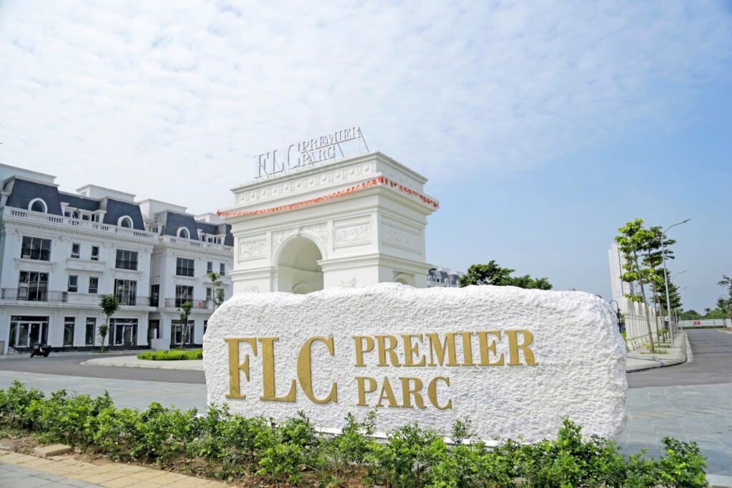 FLC-đại-mỗ-Hausman-thuc-te