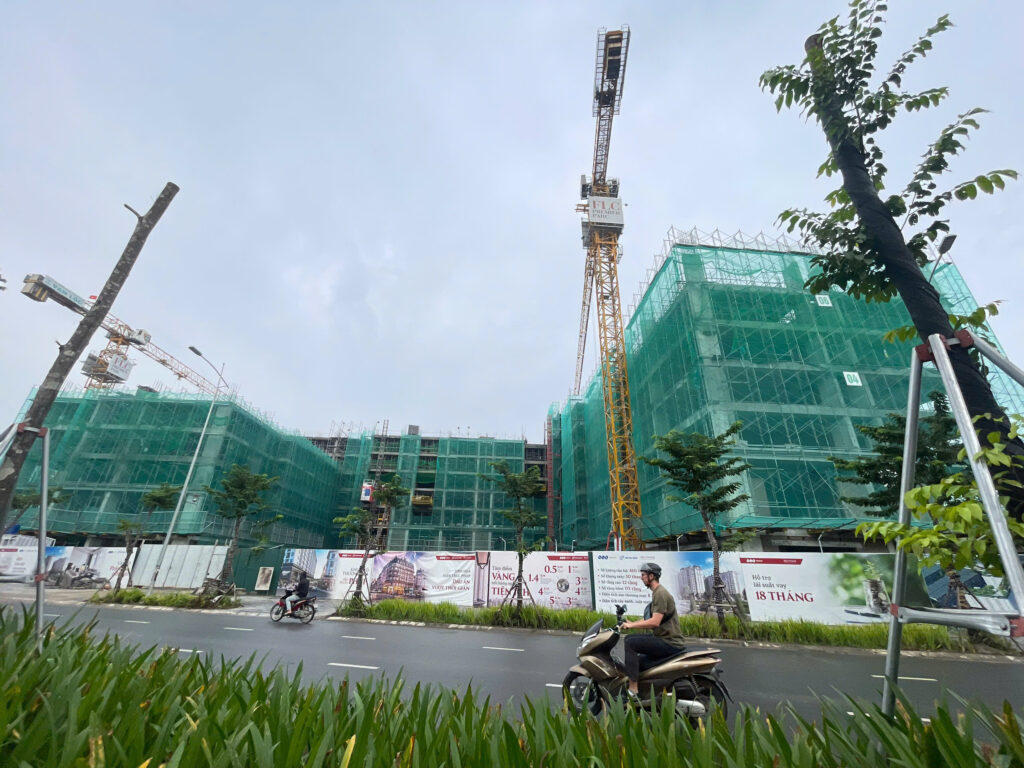 FLC-đại-mỗ-hausman-tiến-độ-tháng-9-3