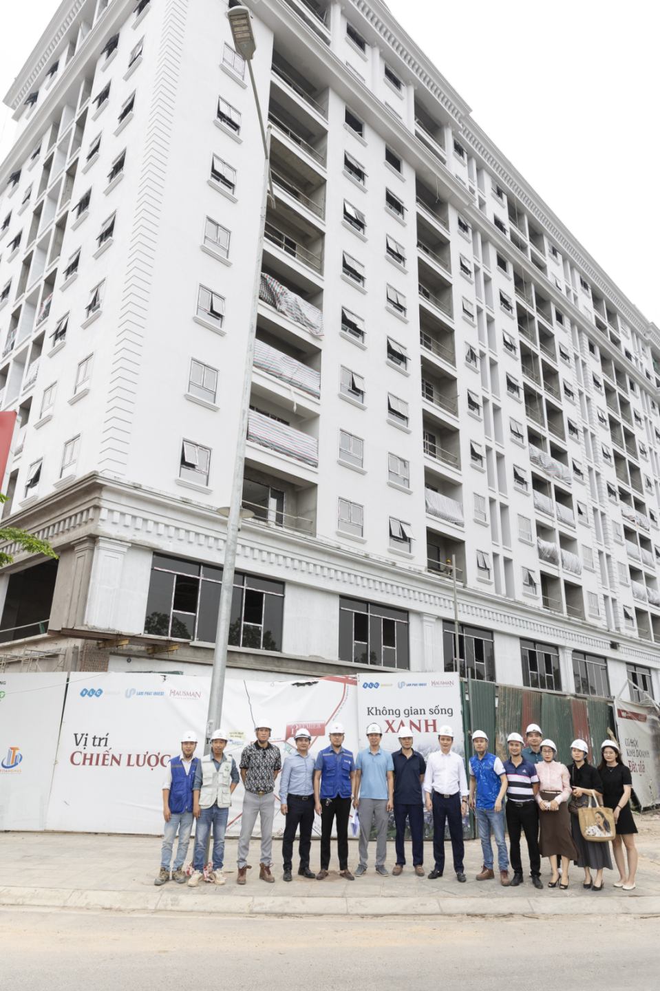 tiến độ Hausman Premium Residences tháng 04/2026