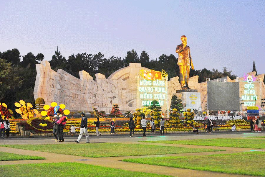 quang truong dai doan ket ivivu 3